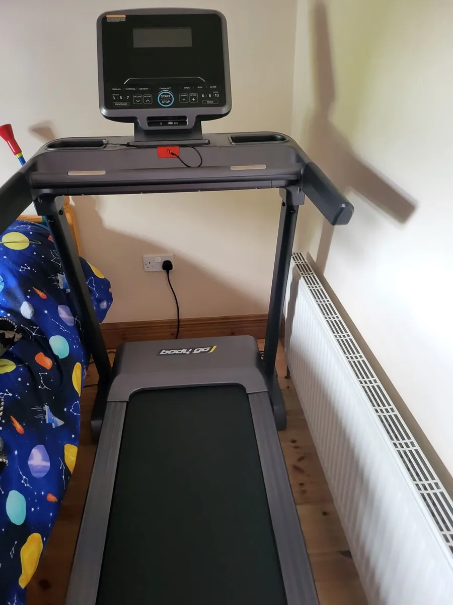 Treadmill - Image 2