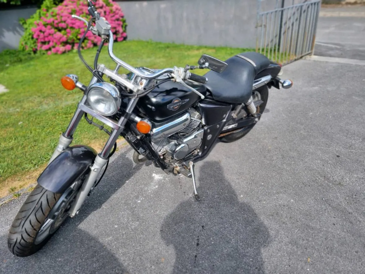 Honda magna 250 v twin - Image 3