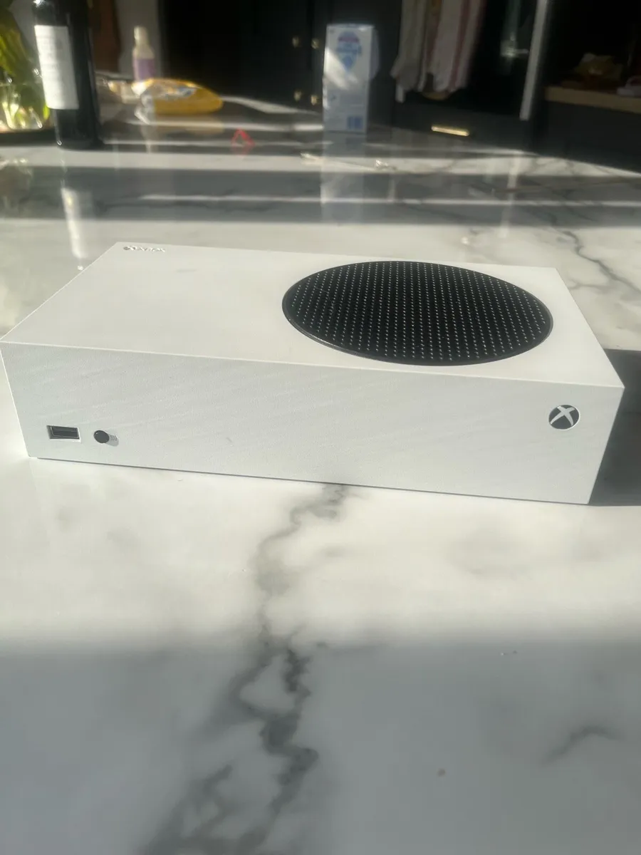 Ps5 and Xbox - Image 1