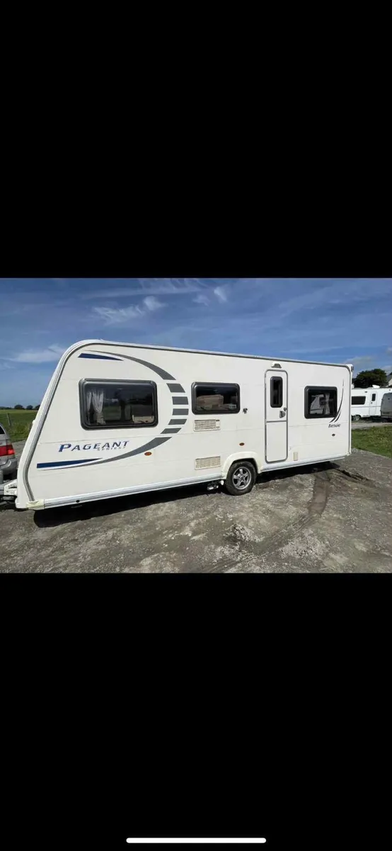 Bailey pageant triple bunkbeds caravan - Image 1