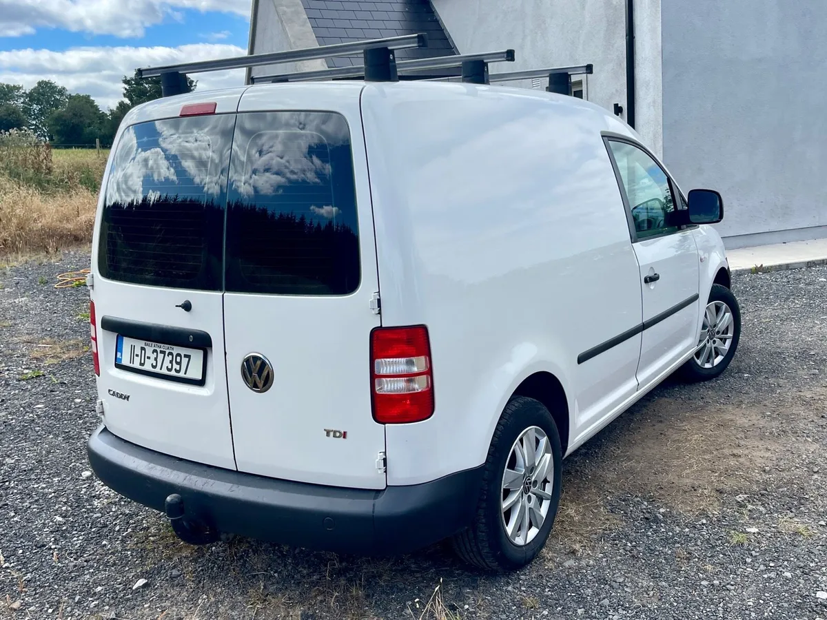 Vw Caddy - Image 3