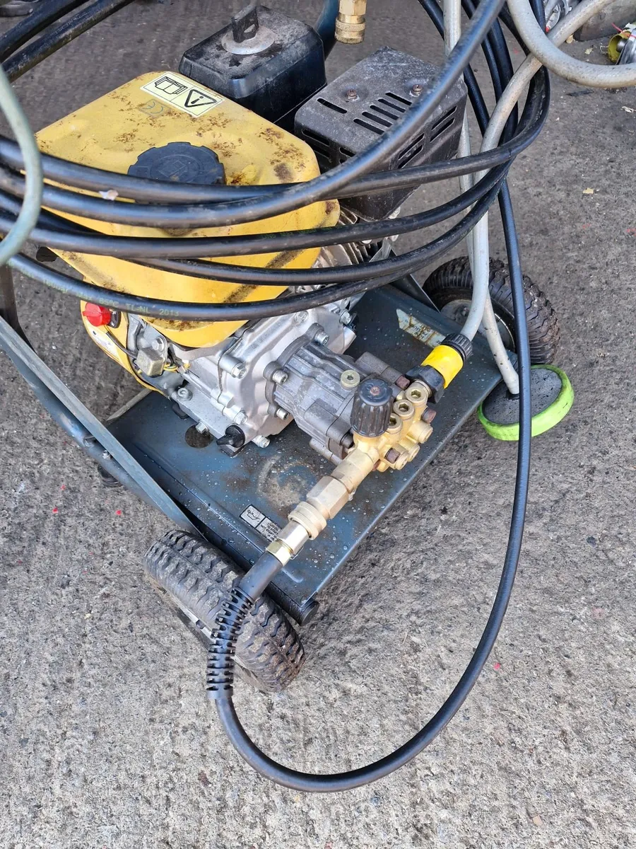 Pressure Washer - Image 3