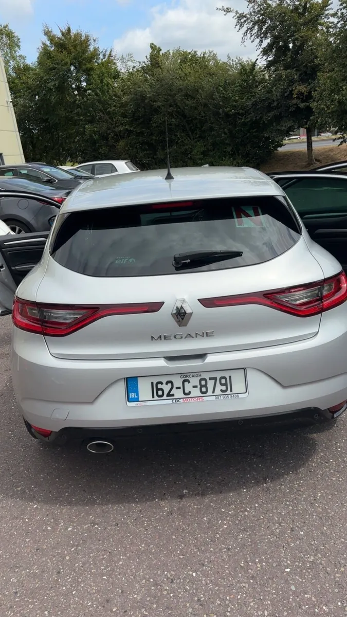 2016 Renault Megane Dynamique S NAV 1.5 dCi - Image 2