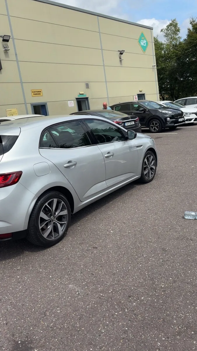 2016 Renault Megane Dynamique S NAV 1.5 dCi - Image 3
