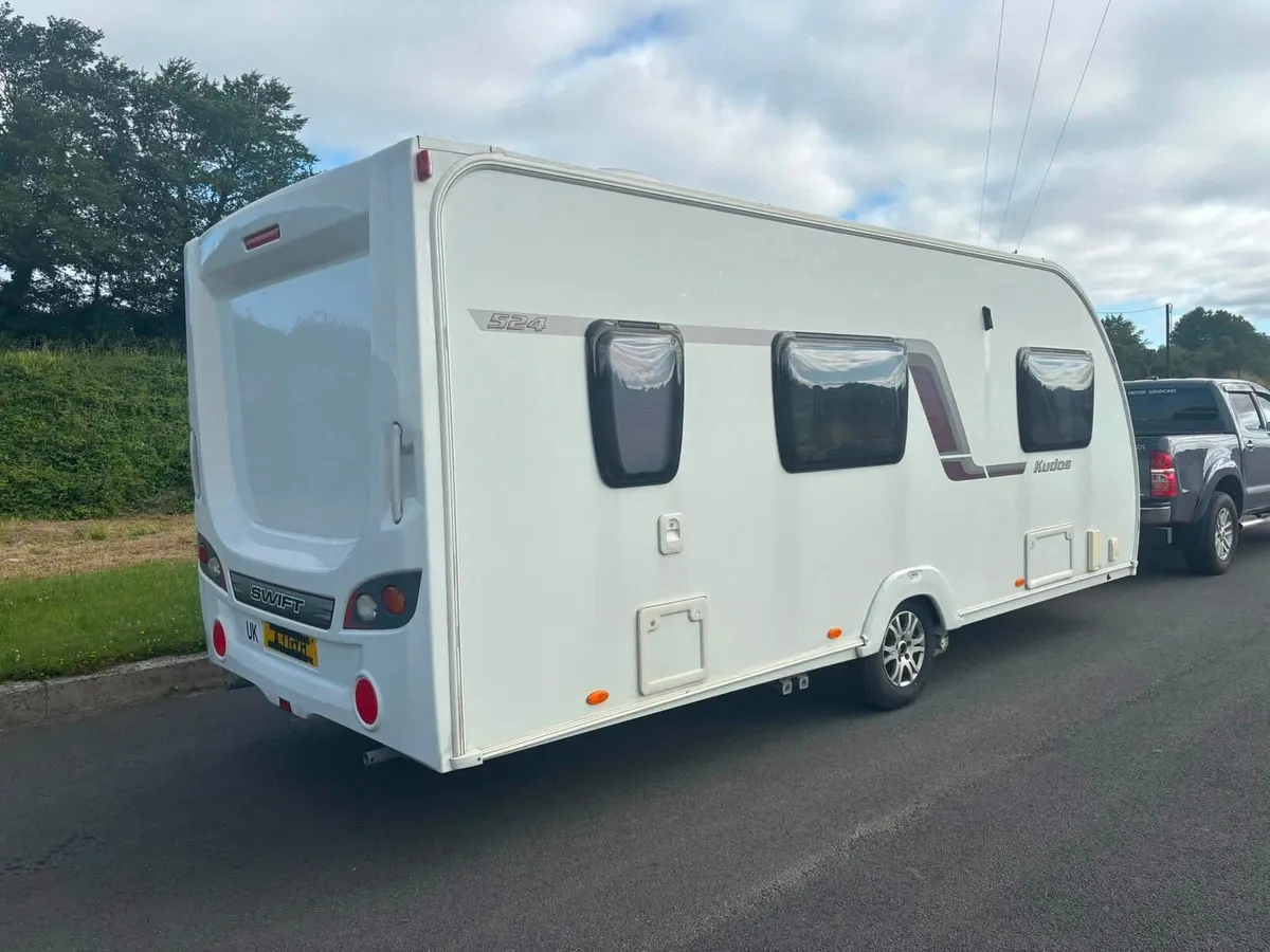 Swift  kudos 4 berth caravan - Image 3