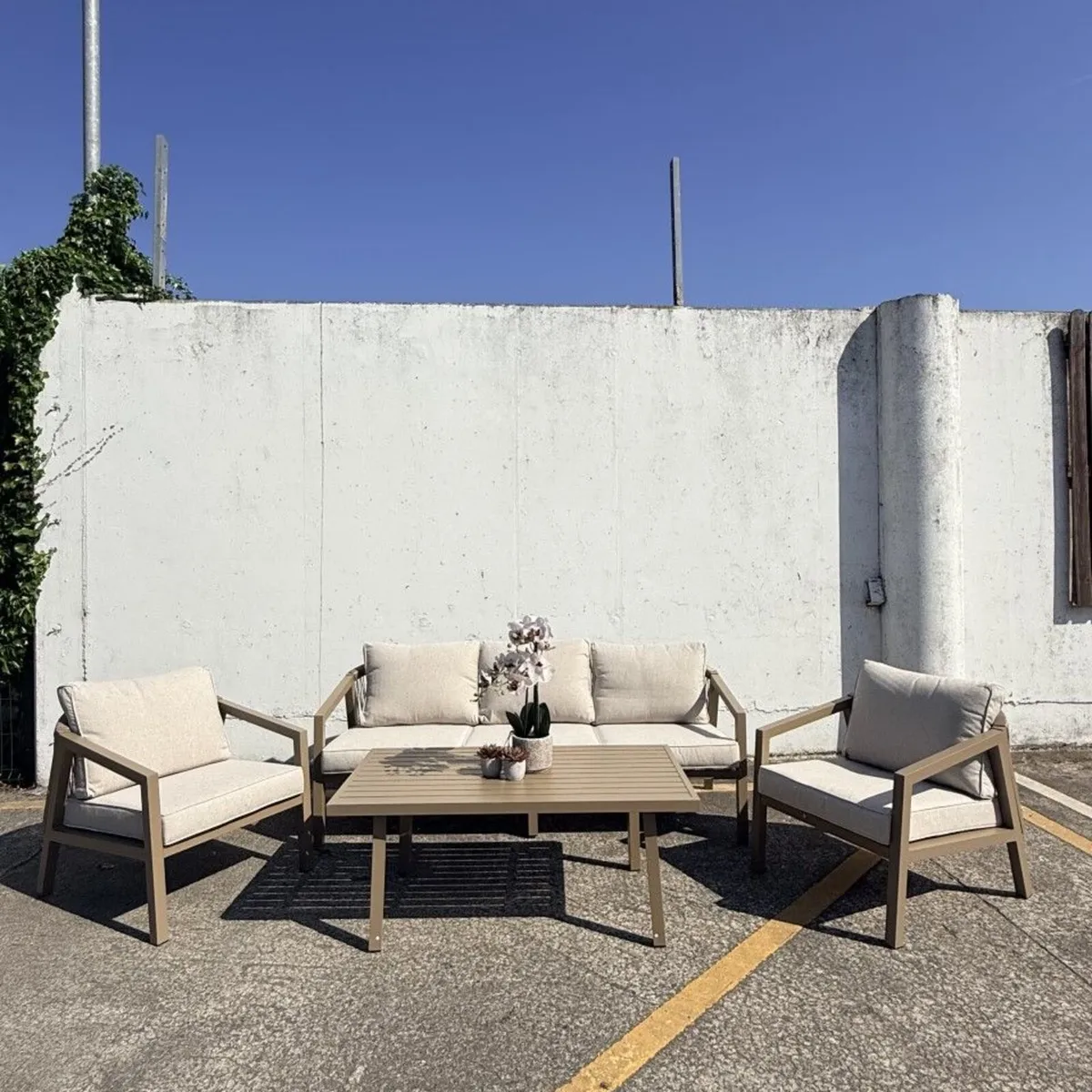 Outdoor Garden Furniture - Image 1