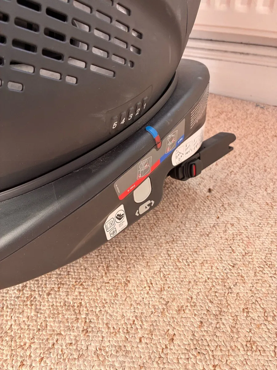 Graco 360 swivel seat - Image 3