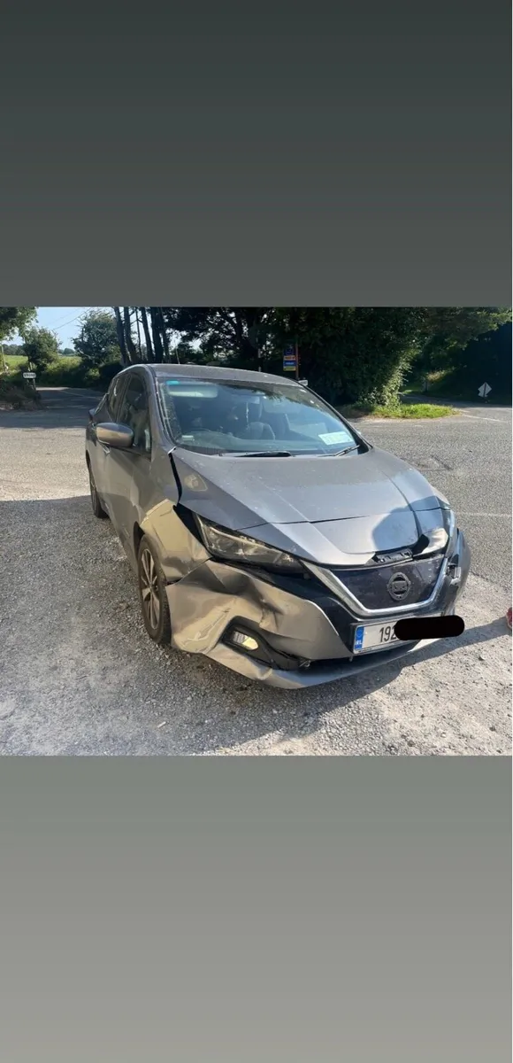 Nissan leaf for repair or breaking - Image 1