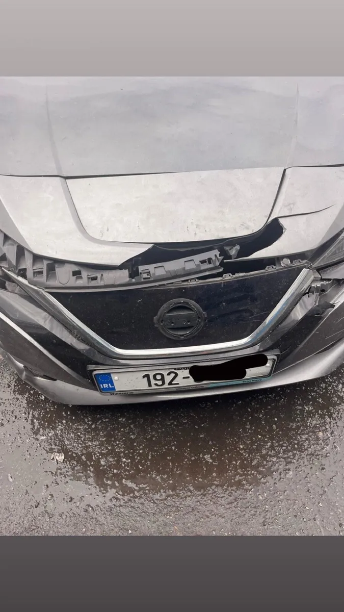 Nissan leaf for repair or breaking - Image 2
