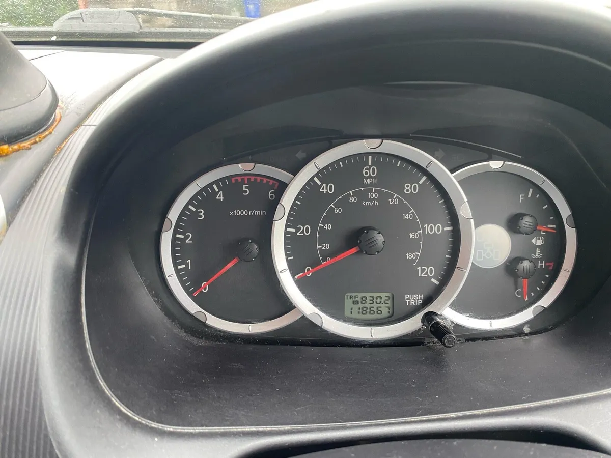 Mitsubishi l200 - Image 2