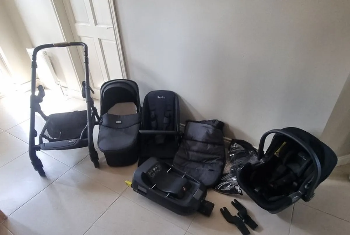 Silver Cross Travel System - Image 1