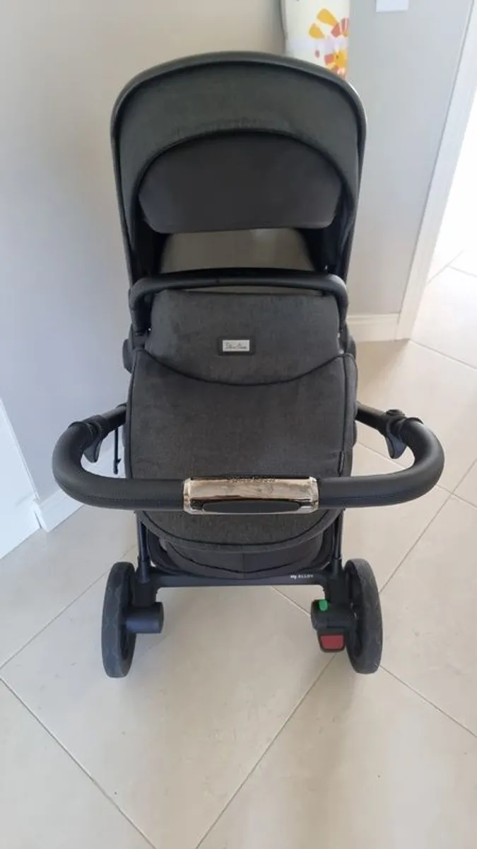 Silver Cross Travel System - Image 2