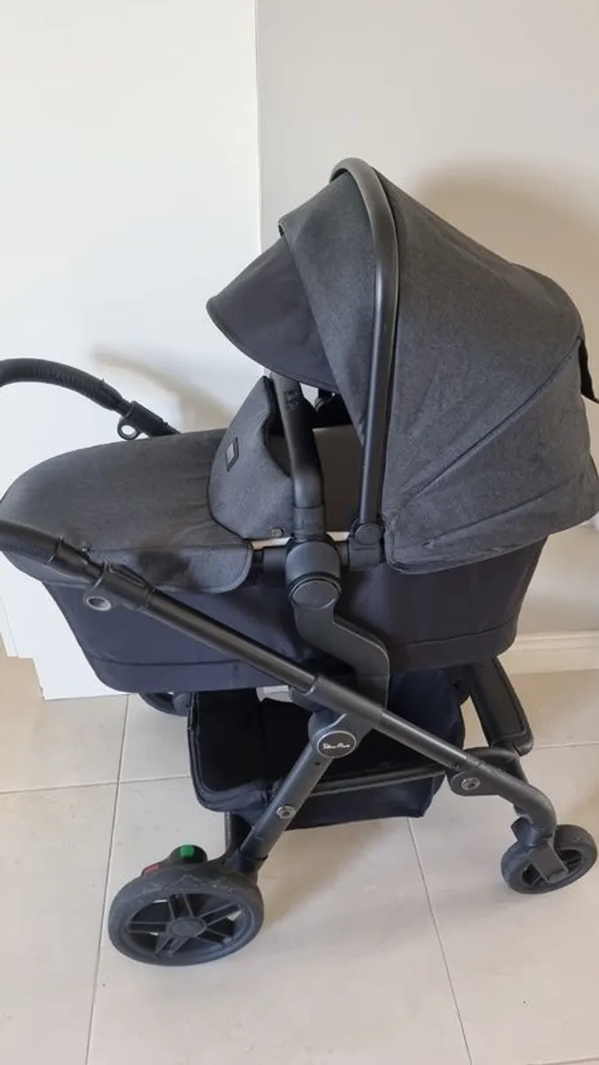 Silver Cross Travel System - Image 3