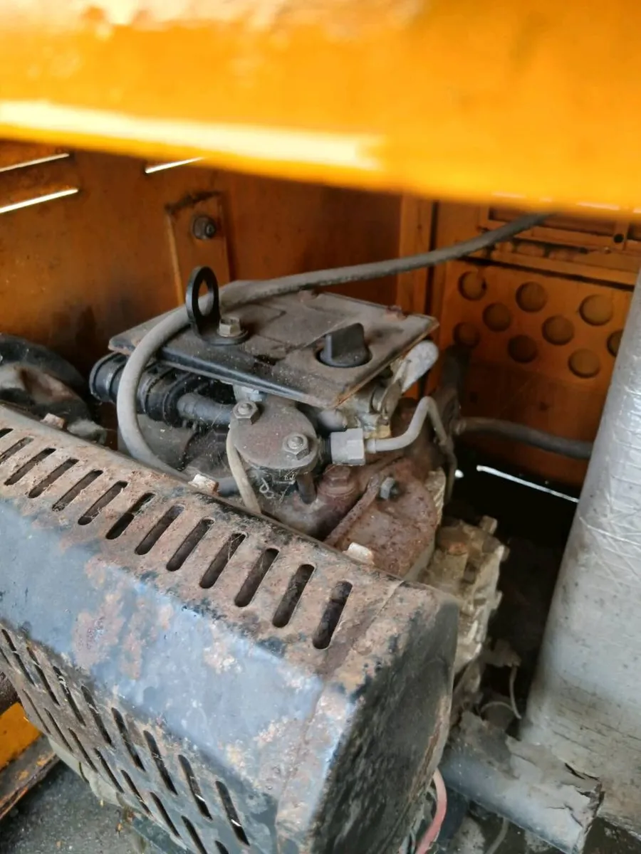 Kubota diesel engine - Image 1
