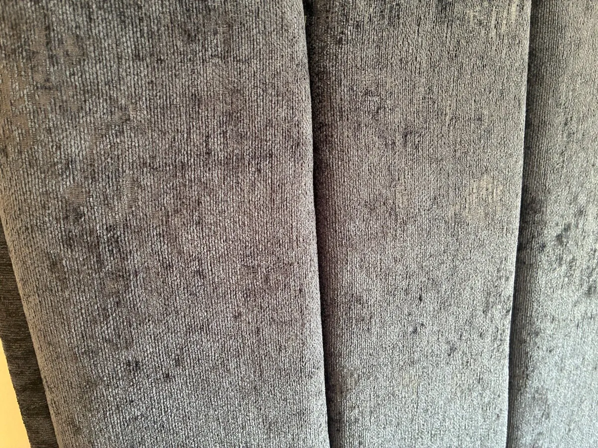 Velvet blue headboard - Image 1