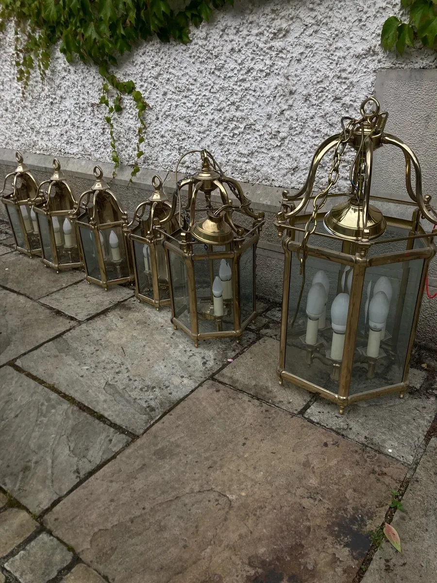 Antique brass lamps - Image 2