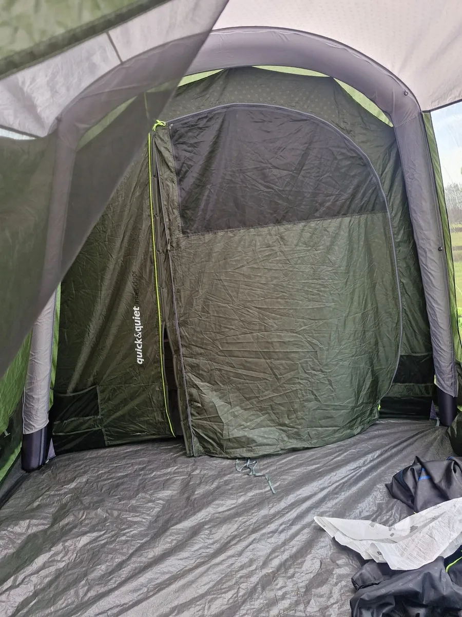 Tent - Image 3