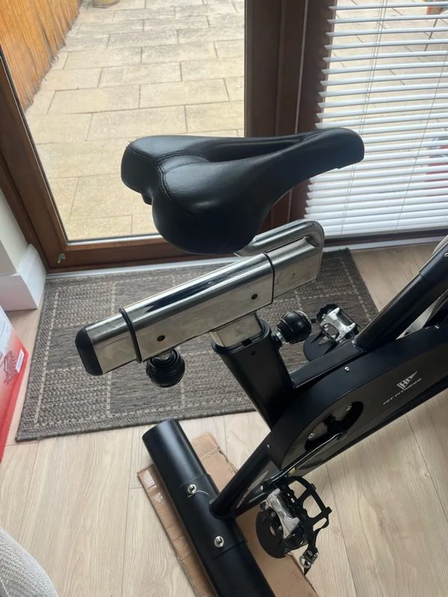 Hit Fitness G7 Bike - Image 2