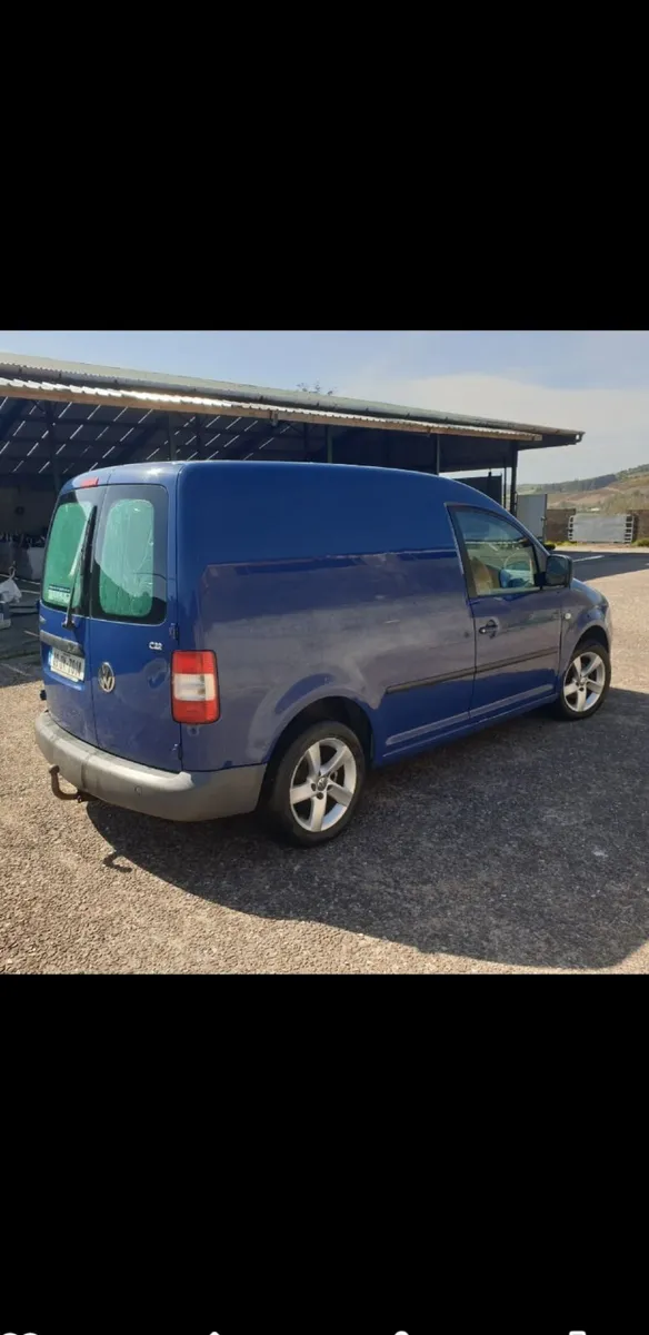 Volkswagen Caddy 2009 - Image 3