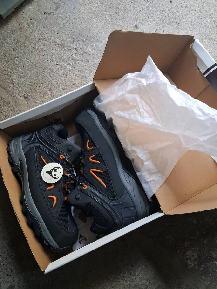 New ELK work boots - Image 1