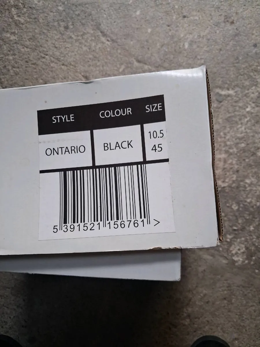 New ELK work boots - Image 4