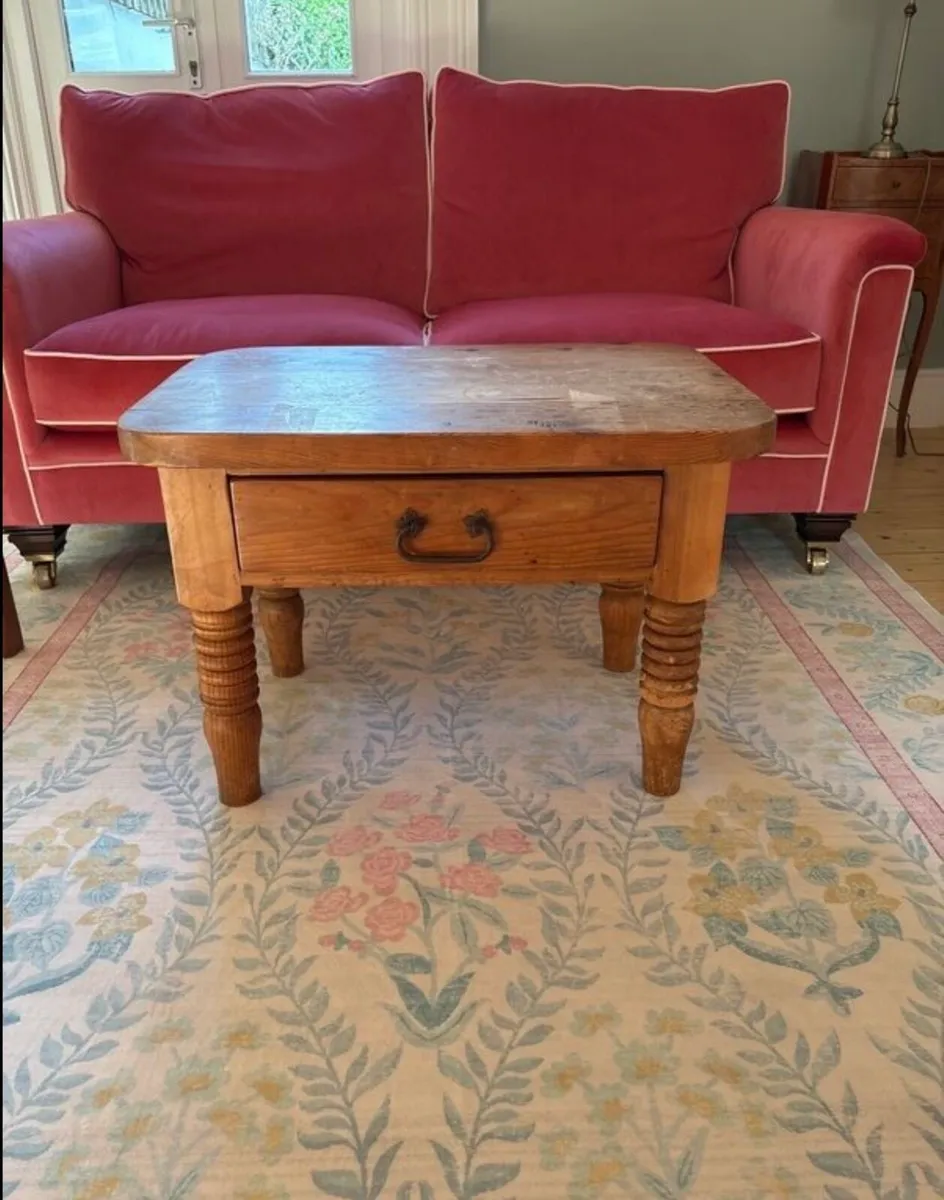 2 x coffee/side tables - Image 1