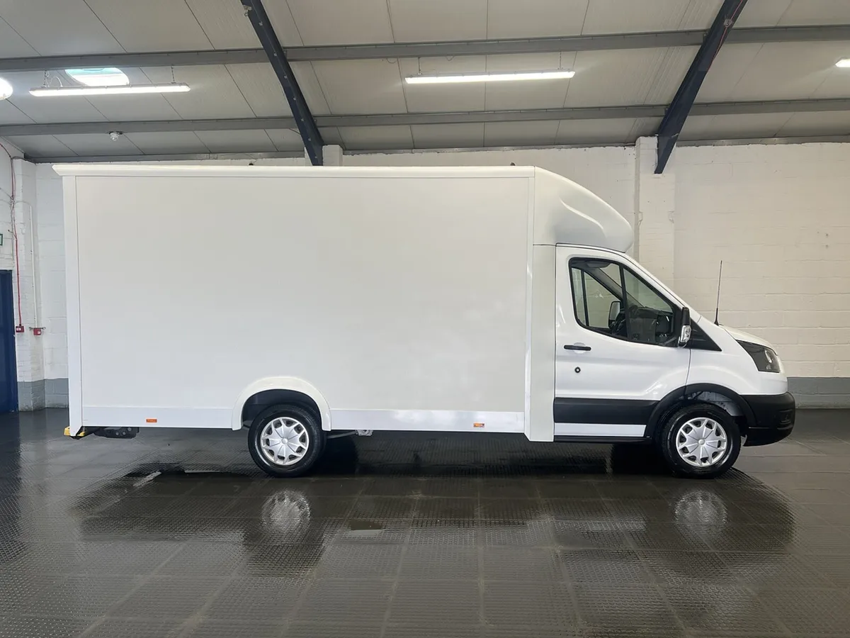 VB - 2021 Ford Transit Luton Low Loader Van - Image 1