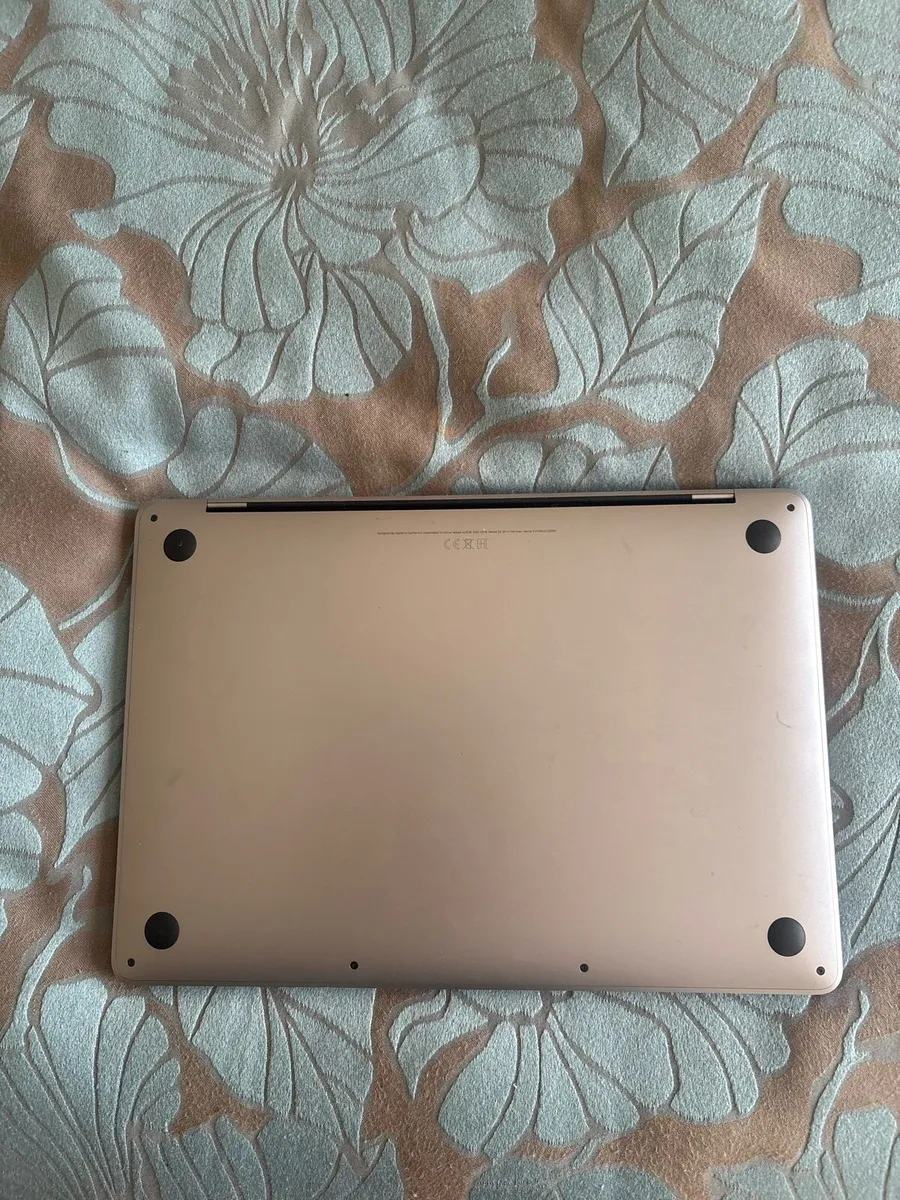 MacBook Pro M1 2020, 8gb, 13 inch - Image 3