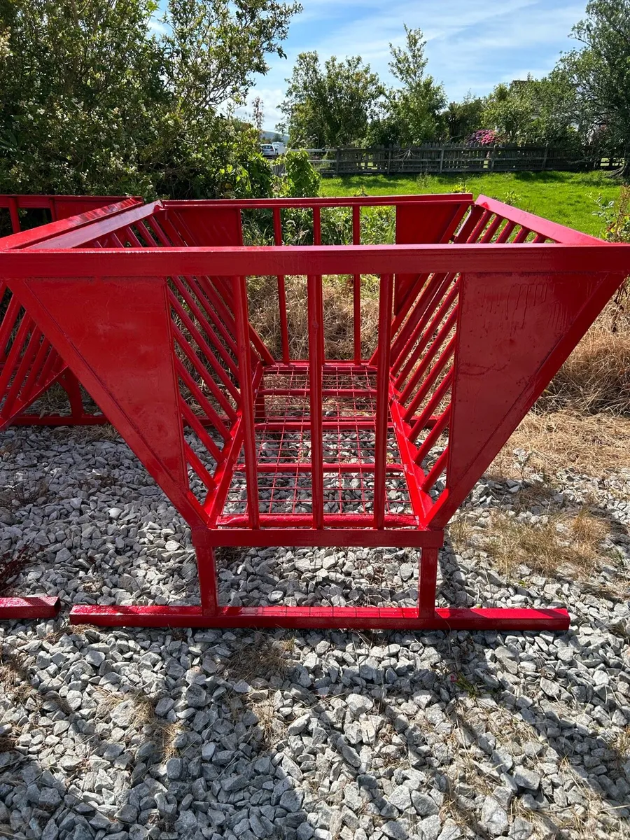 Bales feeders - Image 3