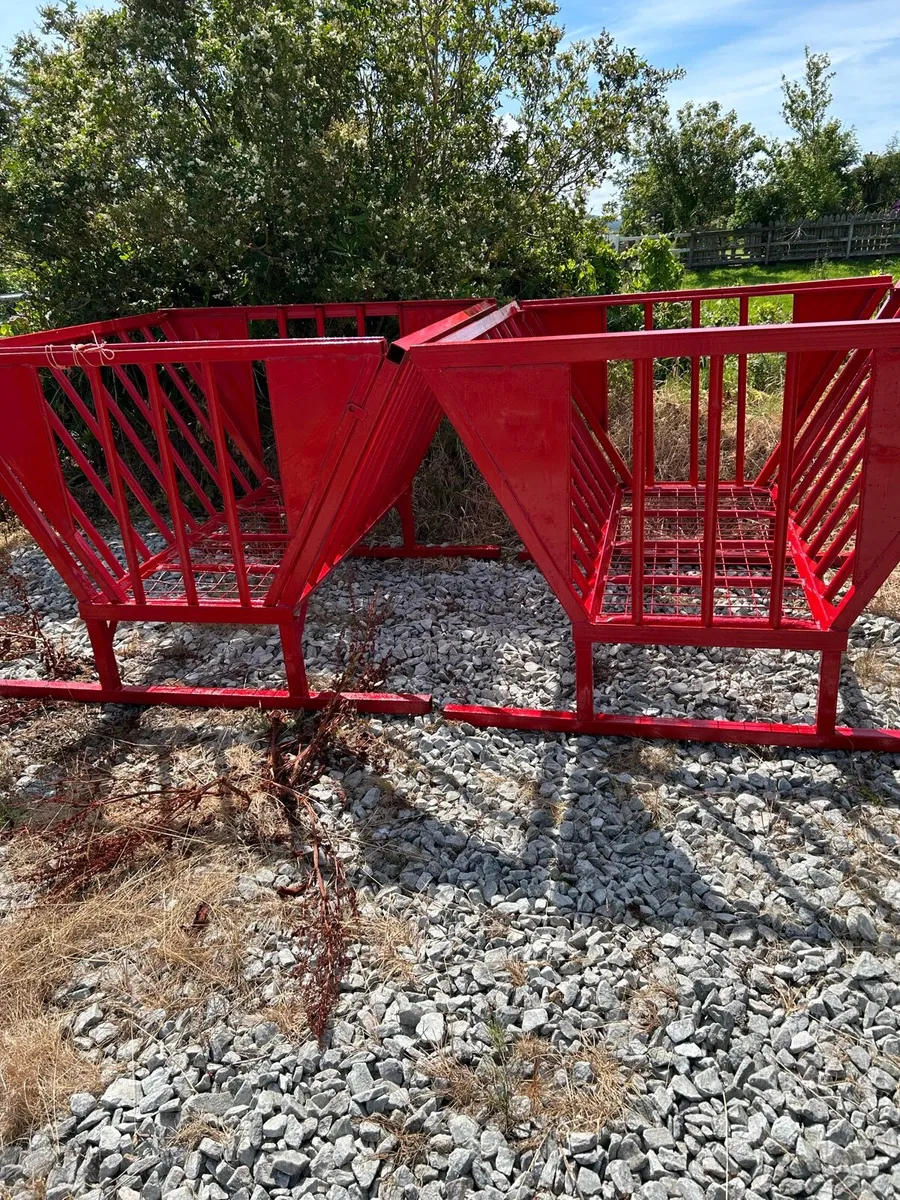 Bales feeders - Image 4