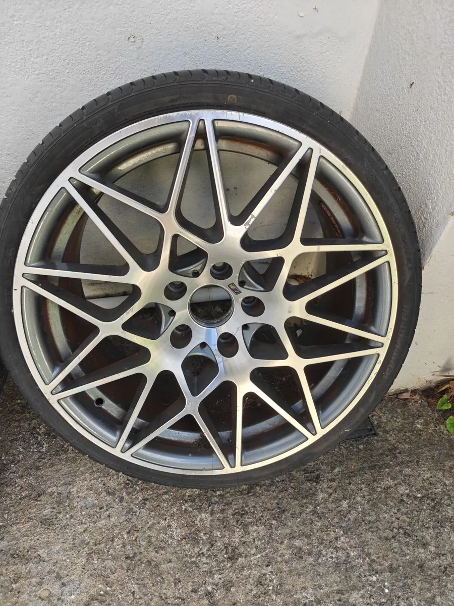 Rims 19" x 2 with Tyres - Image 3