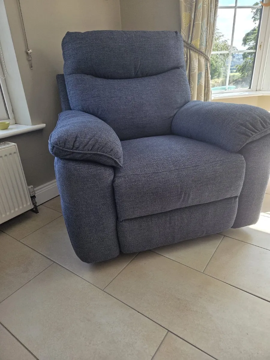 Recliner Sofa - Image 2