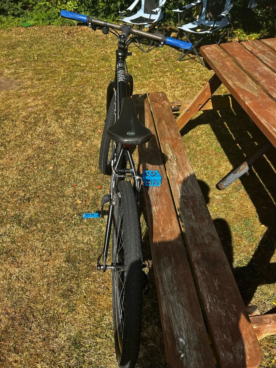 Carrera bike - Image 4