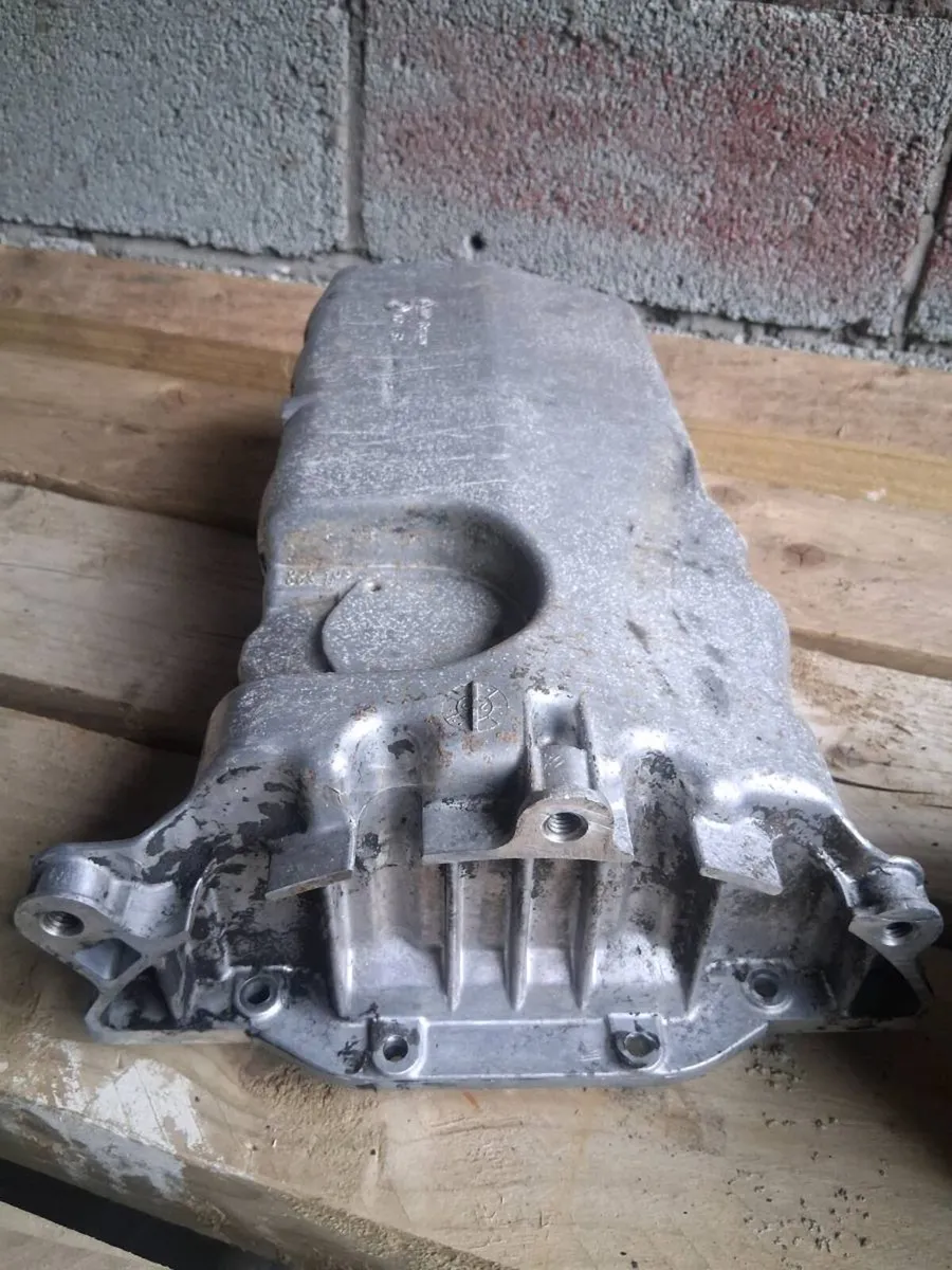 Caddy Van 2003 parts - Image 4