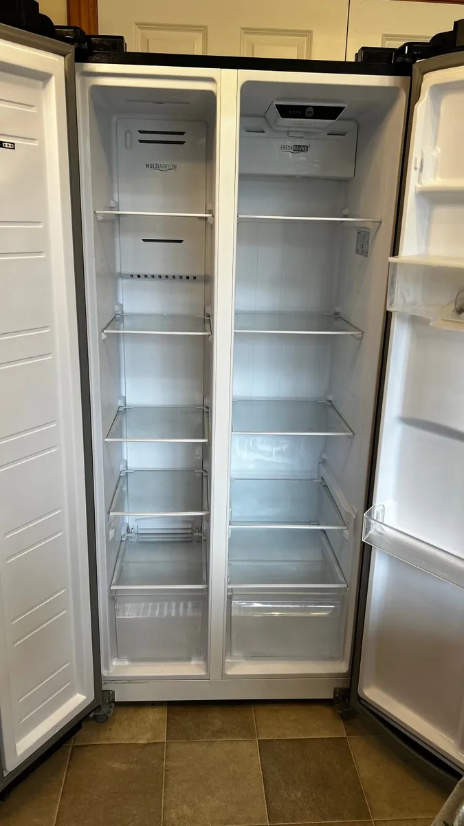 PowerPoint American Style Fridge Freezer Black - Image 3