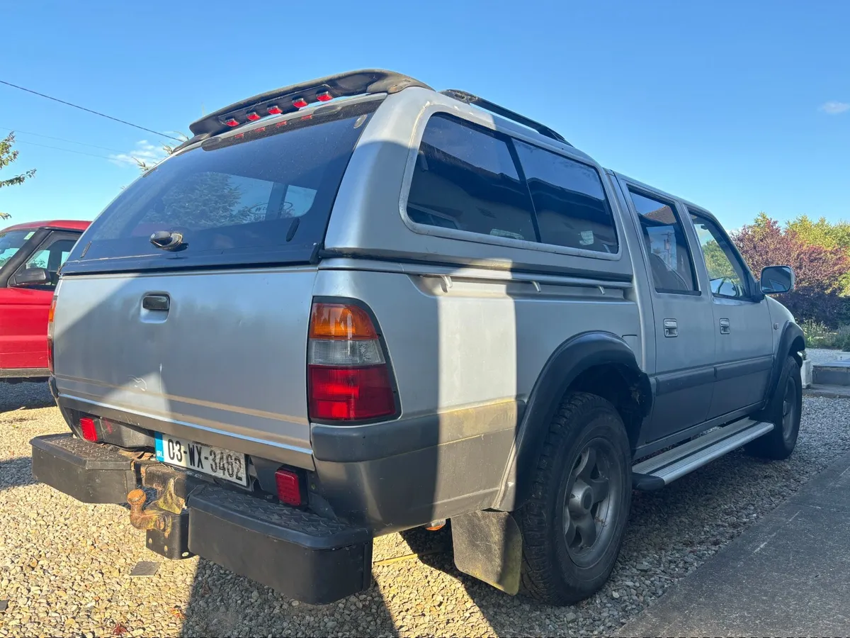 Isuzu TFS crewcab 2.5d 4x4 - Image 4