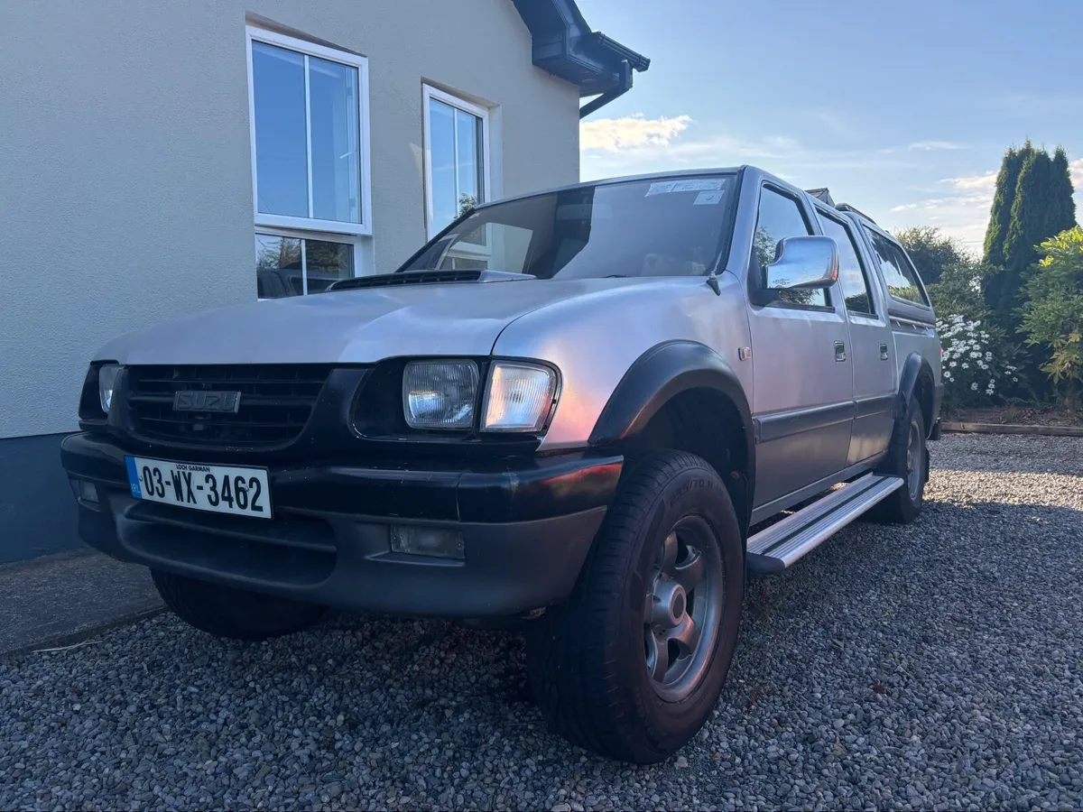 Isuzu TFS crewcab 2.5d 4x4 - Image 3