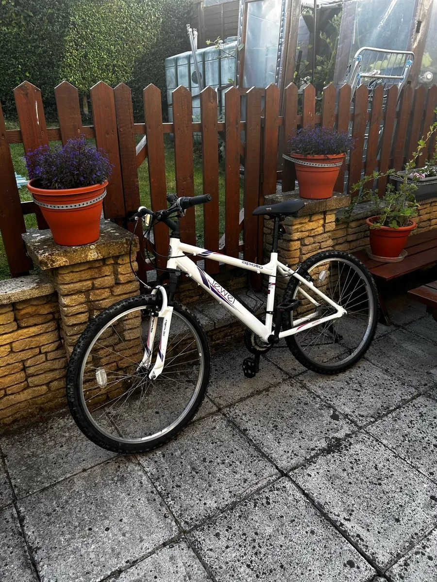 Apollo Jewel Woman’s Mountain bike - Image 1