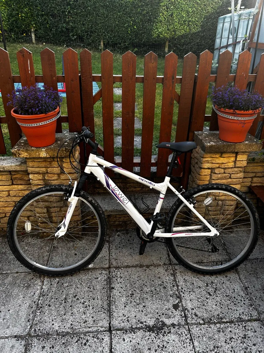 Apollo Jewel Woman’s Mountain bike - Image 2