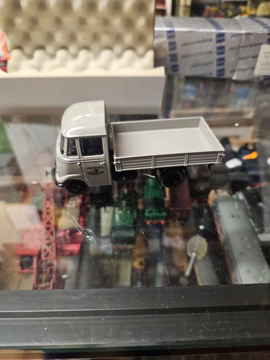 Corgi Conrad Mercedes Truck - Image 4