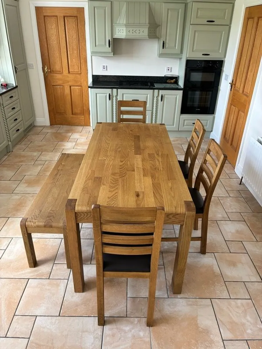 Solid Oak dining table and chairs - Image 3
