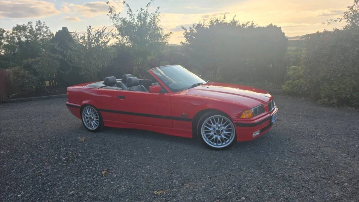 BMW E36 CONVERTIBLE - Image 1