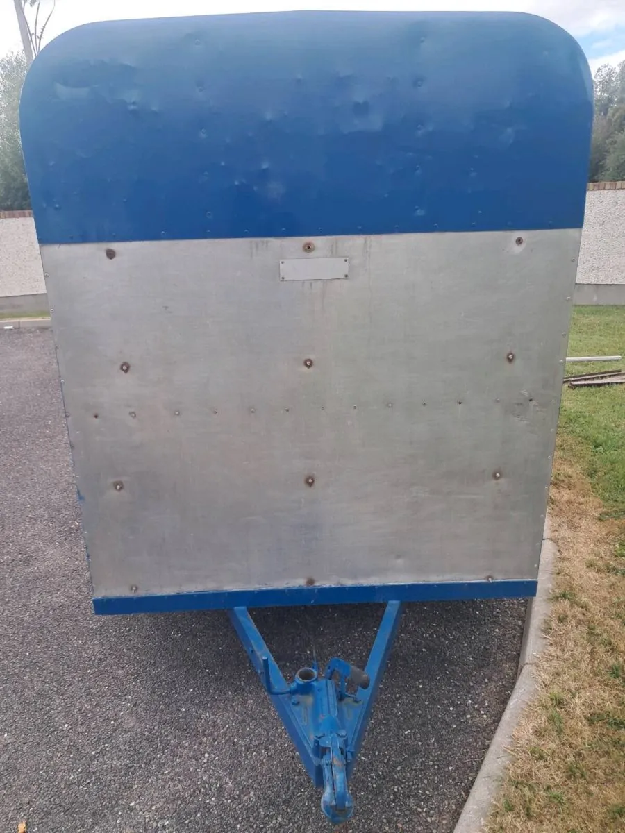 Trailer - Image 4