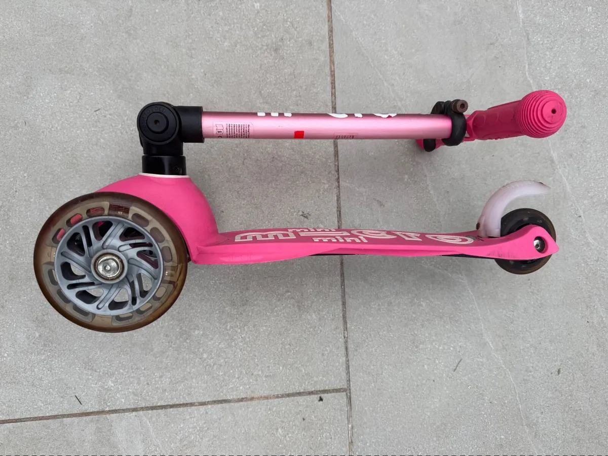 Foldable Micro Mini Scooter – Pink – €40 - Image 4