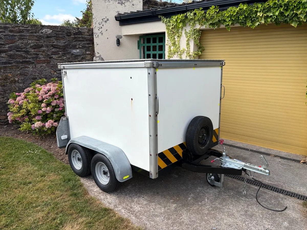Camping trailer.  Tool box trailer.  Workshop - Image 4