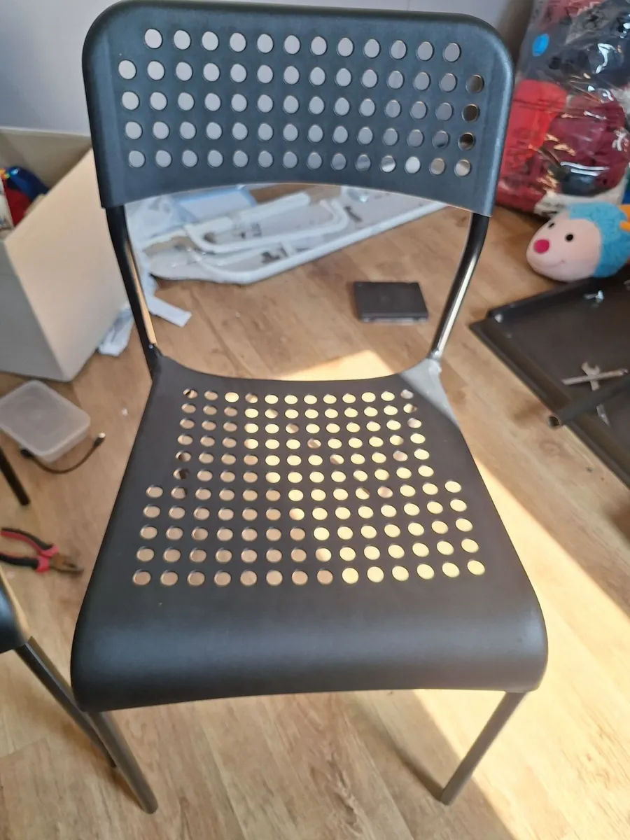 table and cairs - Image 2