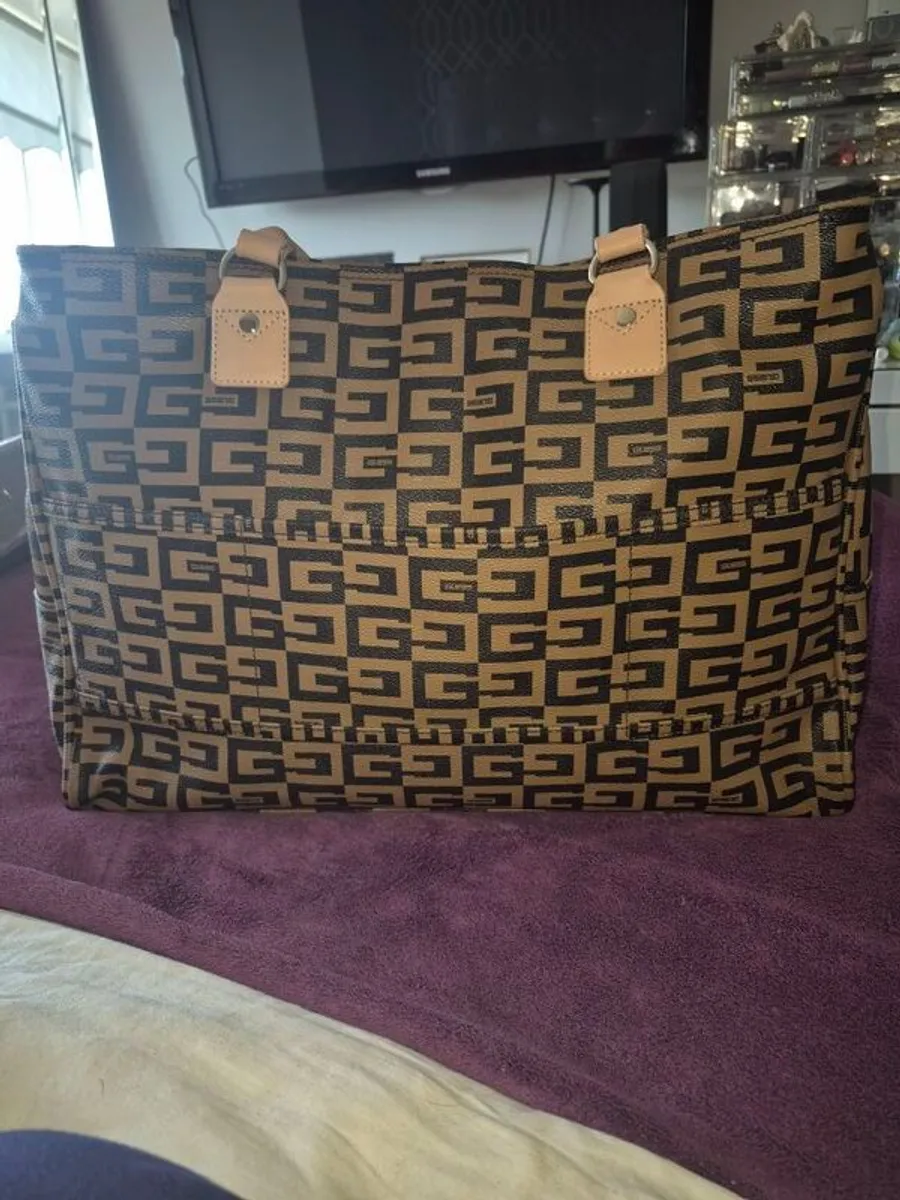 Guess Travel Bag - Image 3