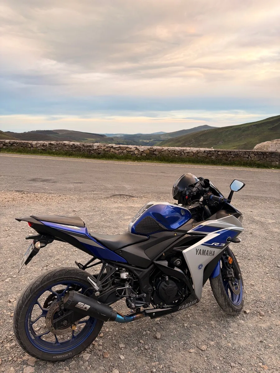 Yamaha R3 - Image 3