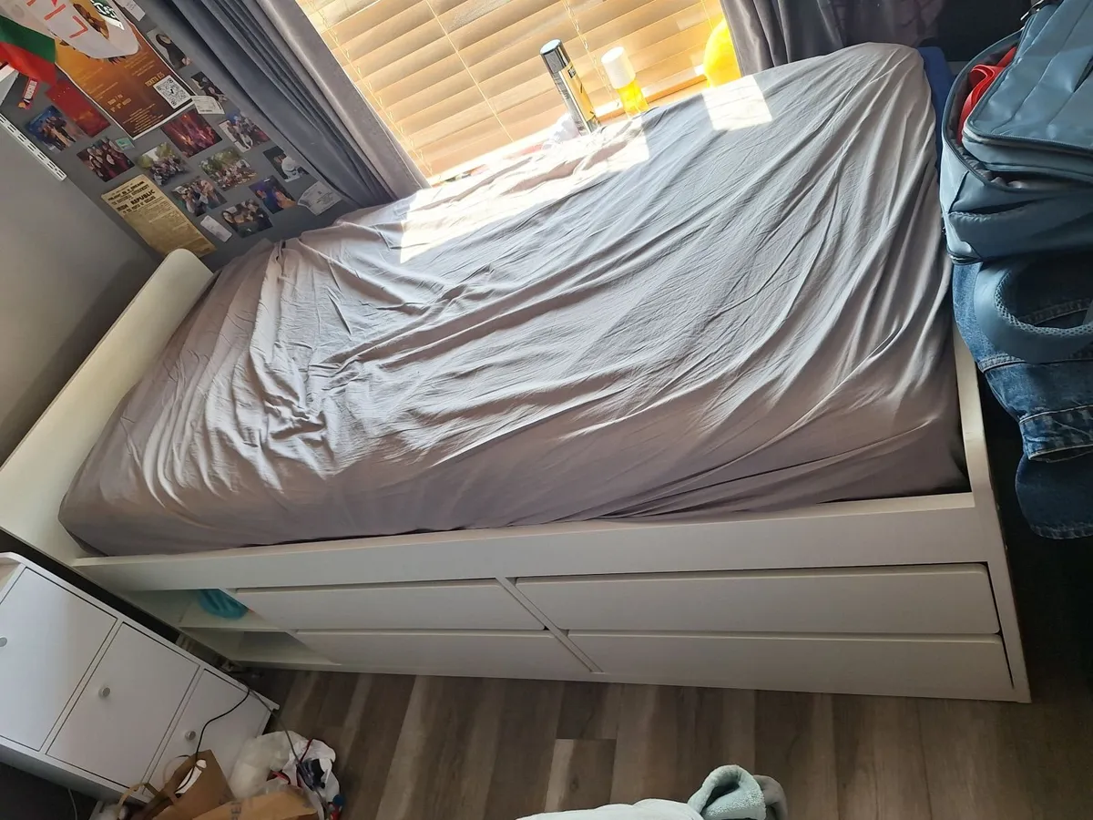 bed - Image 3