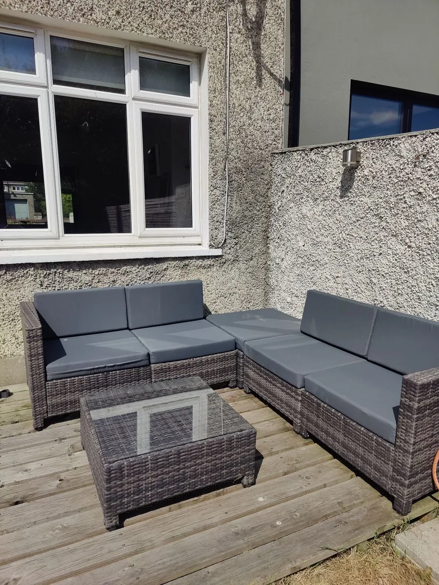 Garden furniture set - Image 1